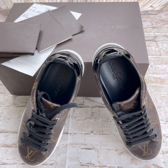 Louis Vuitton Frontrow Front Row Sneaker size 37  7 Full set - Picture 1 of 10